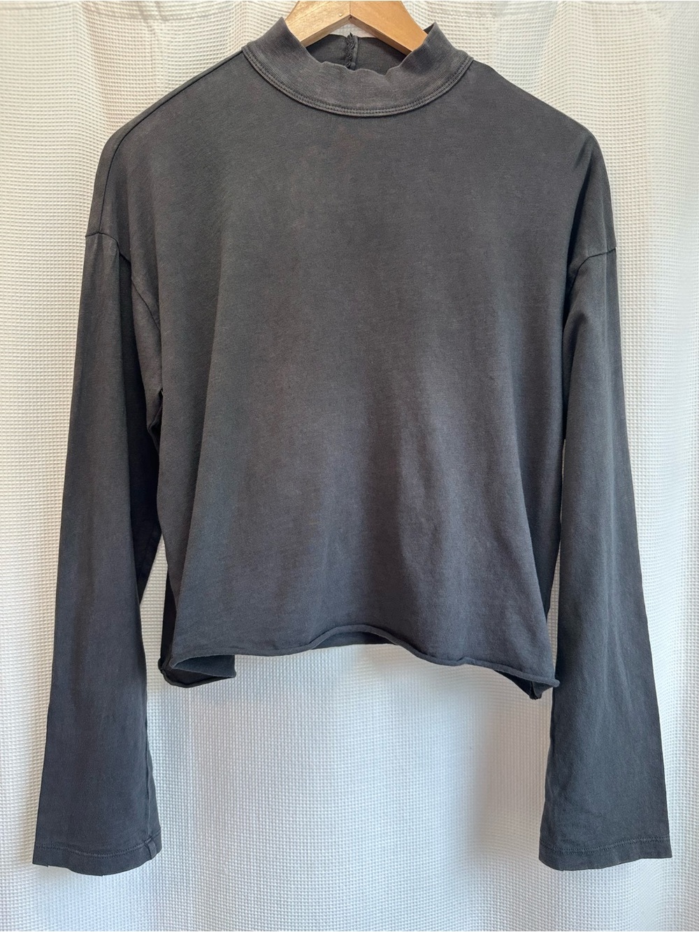 aerie Charcoal Black Mock Neck Long-Sleeve Crop Top, XS, NWOT